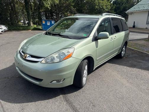 2006 Toyota Sienna XLE Limited