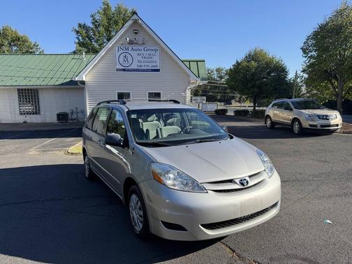 2008 Toyota Sienna LE