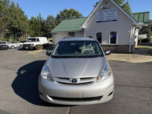 2008 Toyota Sienna LE