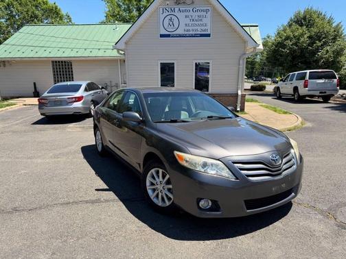 Magnetic Gray Metallic 2010 Toyota Camry XLE