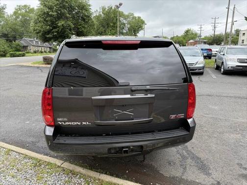 2010 GMC Yukon XL 1500 SLT