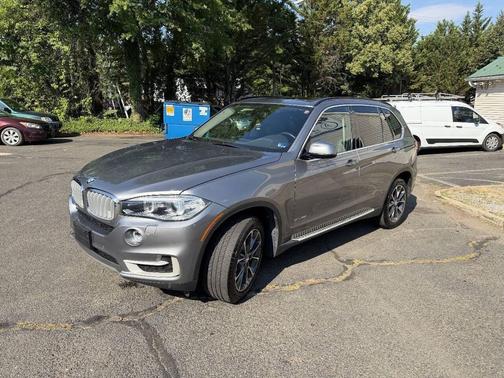 Space Gray Metallic 2014 BMW X5 xDrive50i