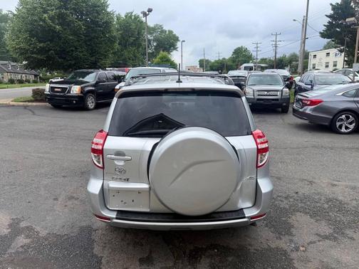 Classic Silver Metallic 2011 Toyota RAV4 Base
