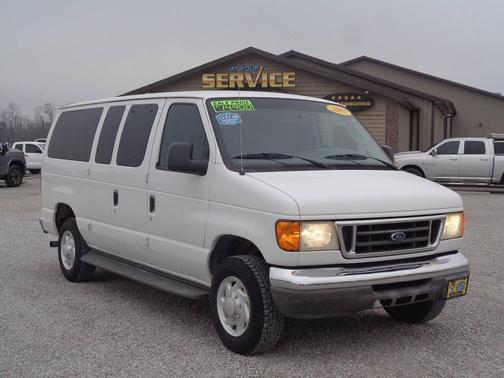 2007 Ford E350 Super Duty XL Wagon