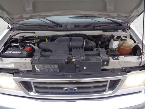 2007 Ford E350 Super Duty XL Wagon