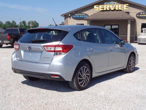 2018 Subaru Impreza 2.0i