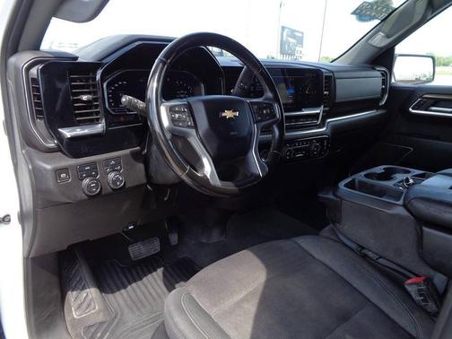 Summit White 2023 Chevrolet Silverado 1500 LT