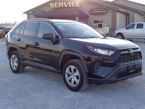 2019 Toyota RAV4 LE