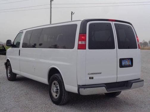 2017 Chevrolet Express 3500 LT