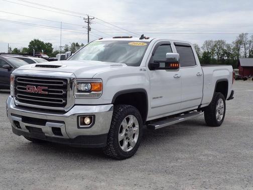 White Frost Tricoat 2018 GMC Sierra 2500 SLT
