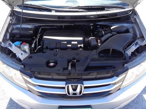 Alabaster Silver Metallic 2014 Honda Odyssey EX-L