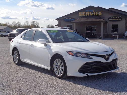 2018 Toyota Camry LE