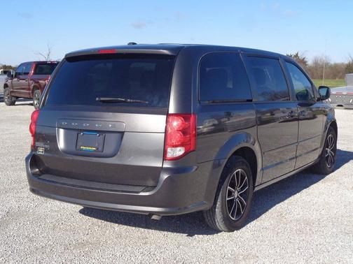 2020 Dodge Grand Caravan SE