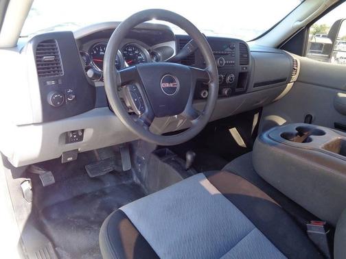 Summit White 2009 GMC Sierra 2500 Work Truck