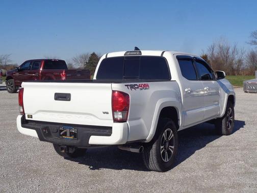 2017 Toyota Tacoma TRD Sport