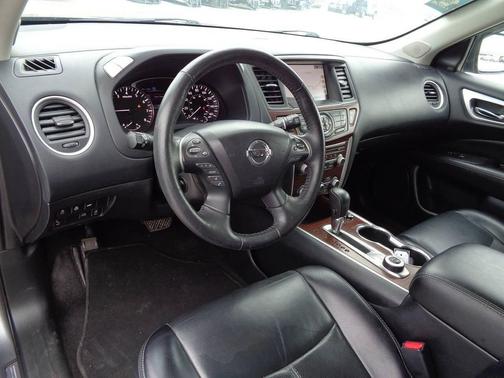 2020 Nissan Pathfinder Platinum 4WD