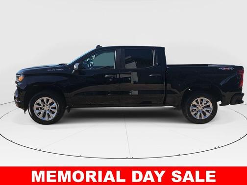 Black 2025 Chevrolet Silverado 1500 Custom