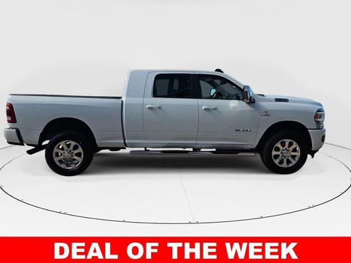 Bright White Clearcoat 2023 RAM 2500 Laramie