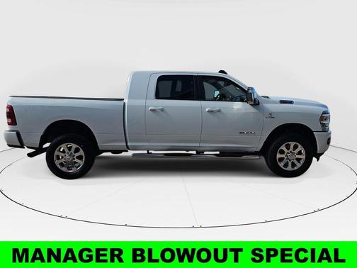 Bright White Clearcoat 2023 RAM 2500 Laramie