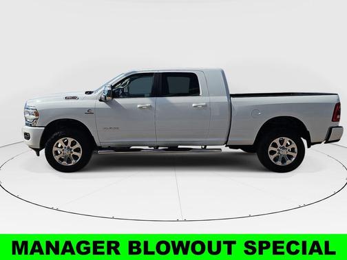 Bright White Clearcoat 2023 RAM 2500 Laramie