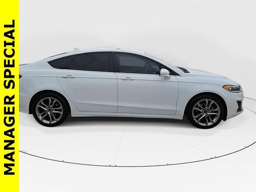 2020 Ford Fusion SEL