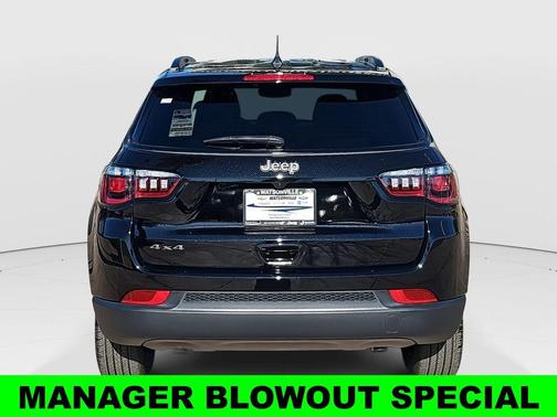 Diamond Black 2026 Jeep Compass Latitude