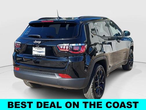 Diamond Black 2026 Jeep Compass Latitude