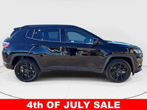 Diamond Black 2026 Jeep Compass Latitude