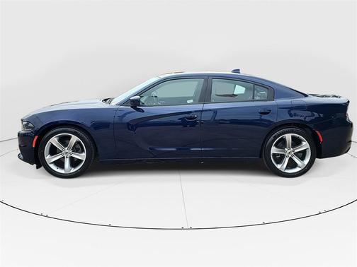 2017 Dodge Charger SXT