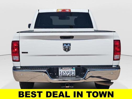 Bright White Clearcoat 2022 RAM 1500 Classic SLT