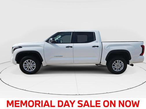 Ice 2024 Toyota Tundra SR5