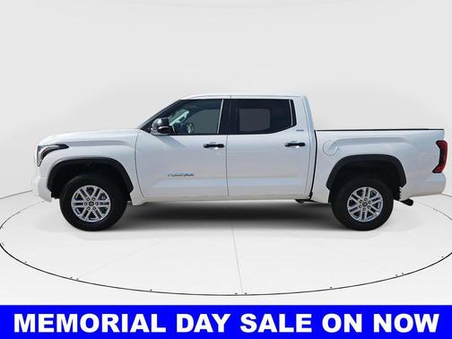 Ice 2024 Toyota Tundra SR5