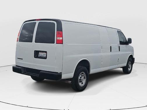 Summit White 2019 Chevrolet Express 2500 Work Van