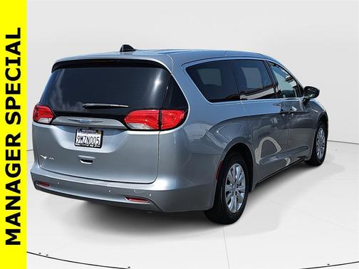2018 Chrysler Pacifica L