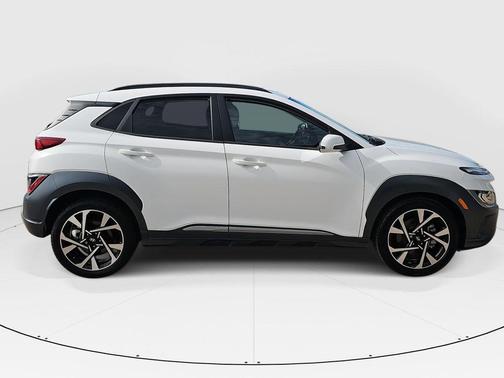 2022 Hyundai KONA Limited