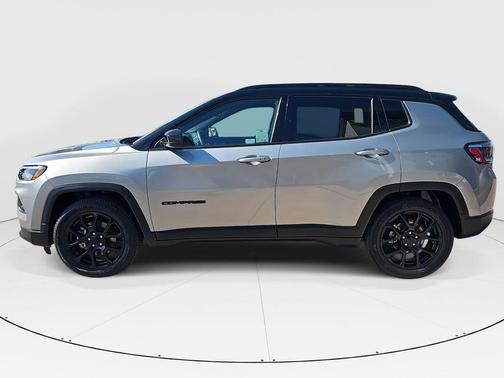 2022 Jeep Compass Altitude
