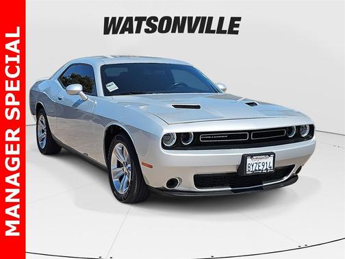 2021 Dodge Challenger SXT