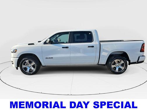 Bright White Clearcoat 2026 RAM 1500 Express