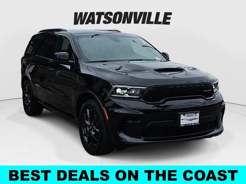 DB Black Crystal Clearcoat 2026 Dodge Durango GT HEMI V8