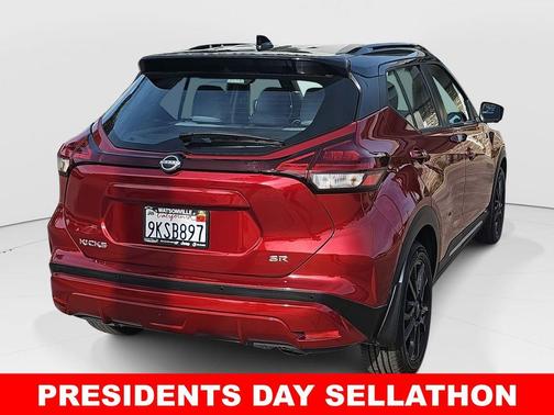 2024 Nissan Kicks SR