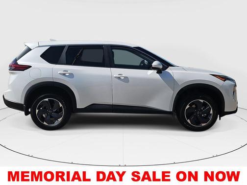 Everest White P 2024 Nissan Rogue SV