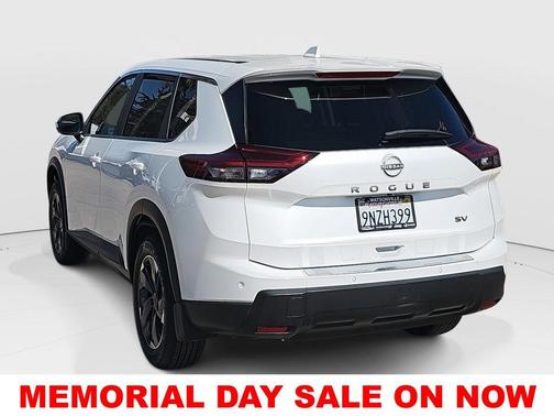 Everest White P 2024 Nissan Rogue SV