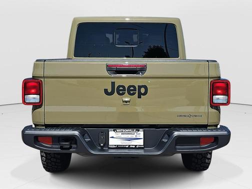 2025 Jeep Gladiator Sport
