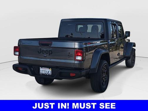 2021 Jeep Gladiator Sport