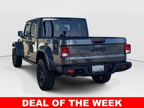 2021 Jeep Gladiator Sport