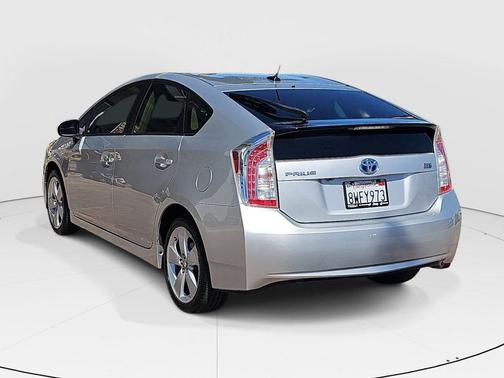 Classic Silver Metallic 2015 Toyota Prius Five