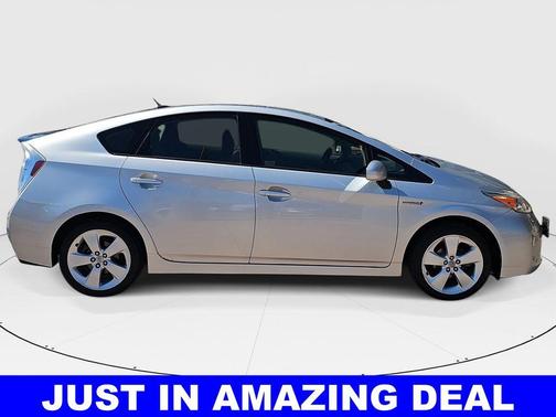 Classic Silver Metallic 2015 Toyota Prius Five
