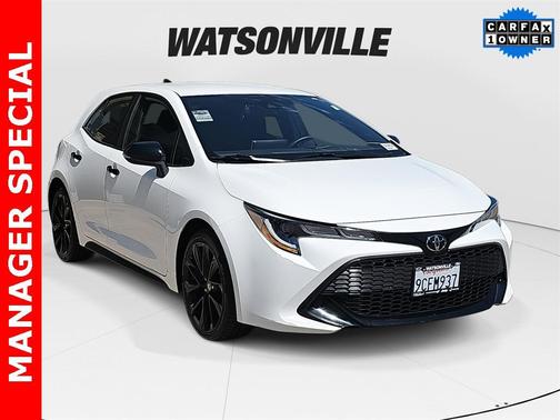 2022 Toyota Corolla Hatchback SE Nightshade