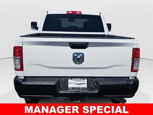 Bright White Clearcoat 2022 RAM 2500 Tradesman