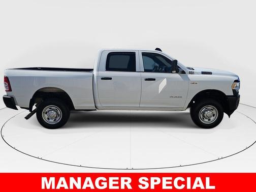Bright White Clearcoat 2022 RAM 2500 Tradesman